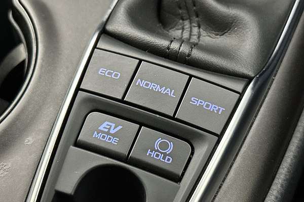 2022 Toyota Camry Ascent AXVH70R