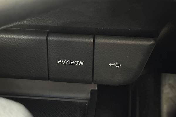 2022 Toyota Camry Ascent AXVH70R