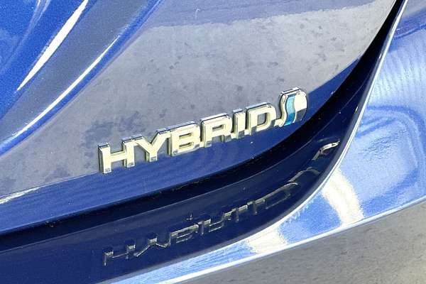 2022 Toyota Camry Ascent AXVH70R