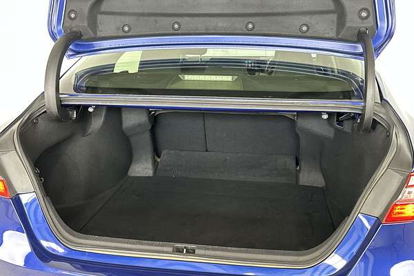 2022 Toyota Camry Ascent AXVH70R