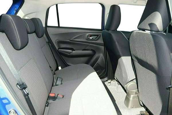 2024 Suzuki Swift Hybrid UZ