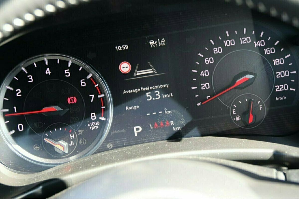 2024 Suzuki Swift Hybrid UZ