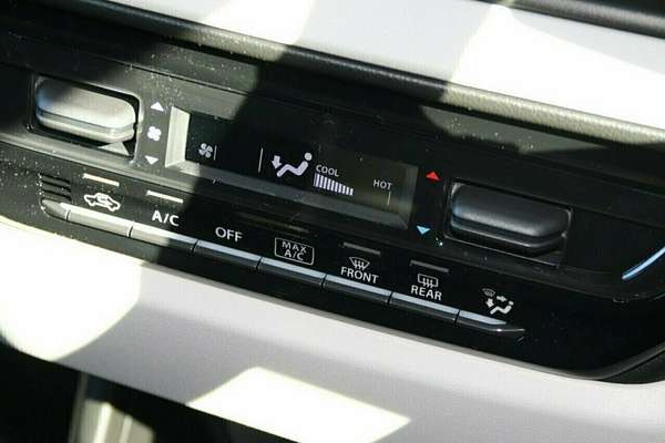 2024 Suzuki Swift Hybrid UZ