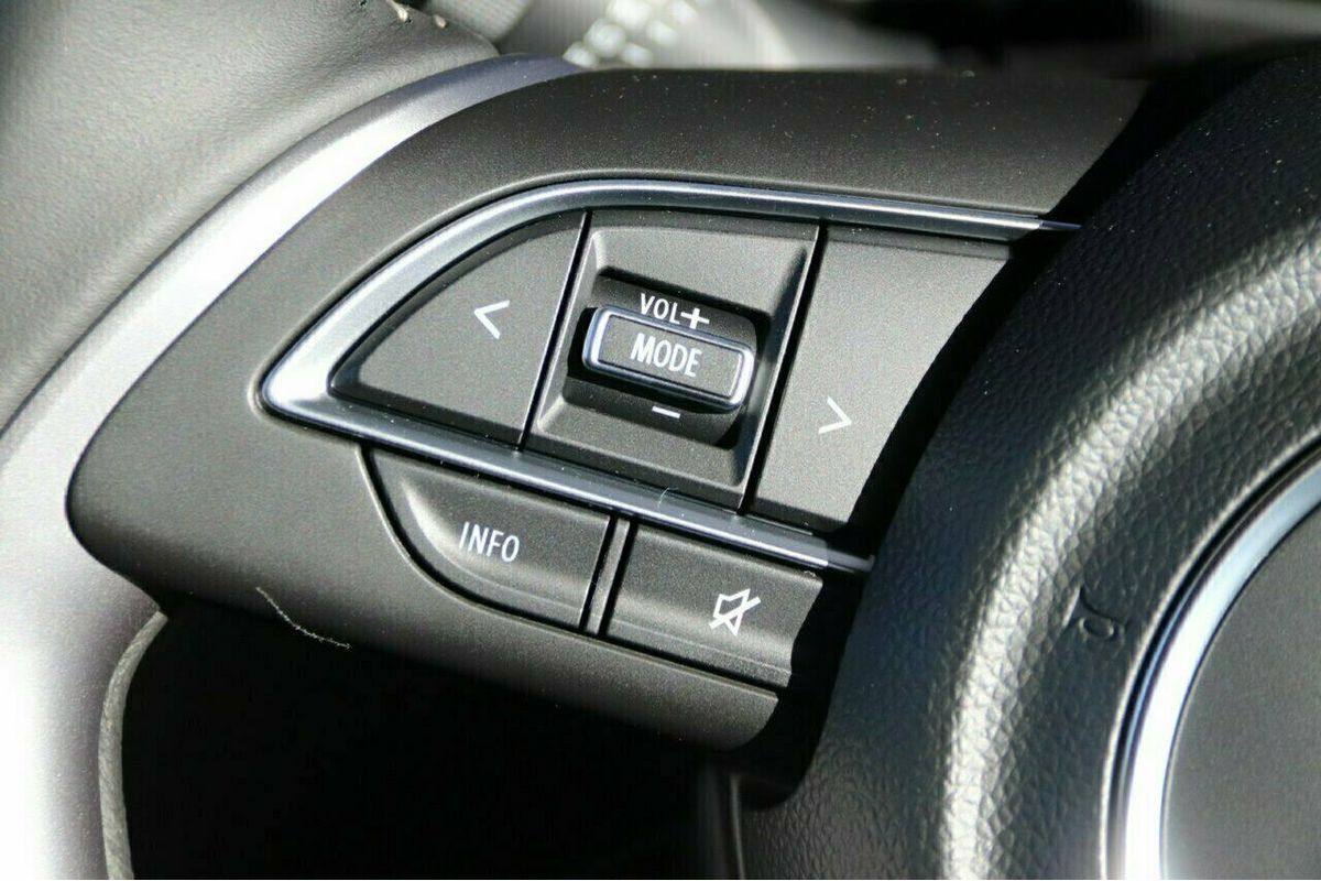 2024 Suzuki Swift Hybrid UZ