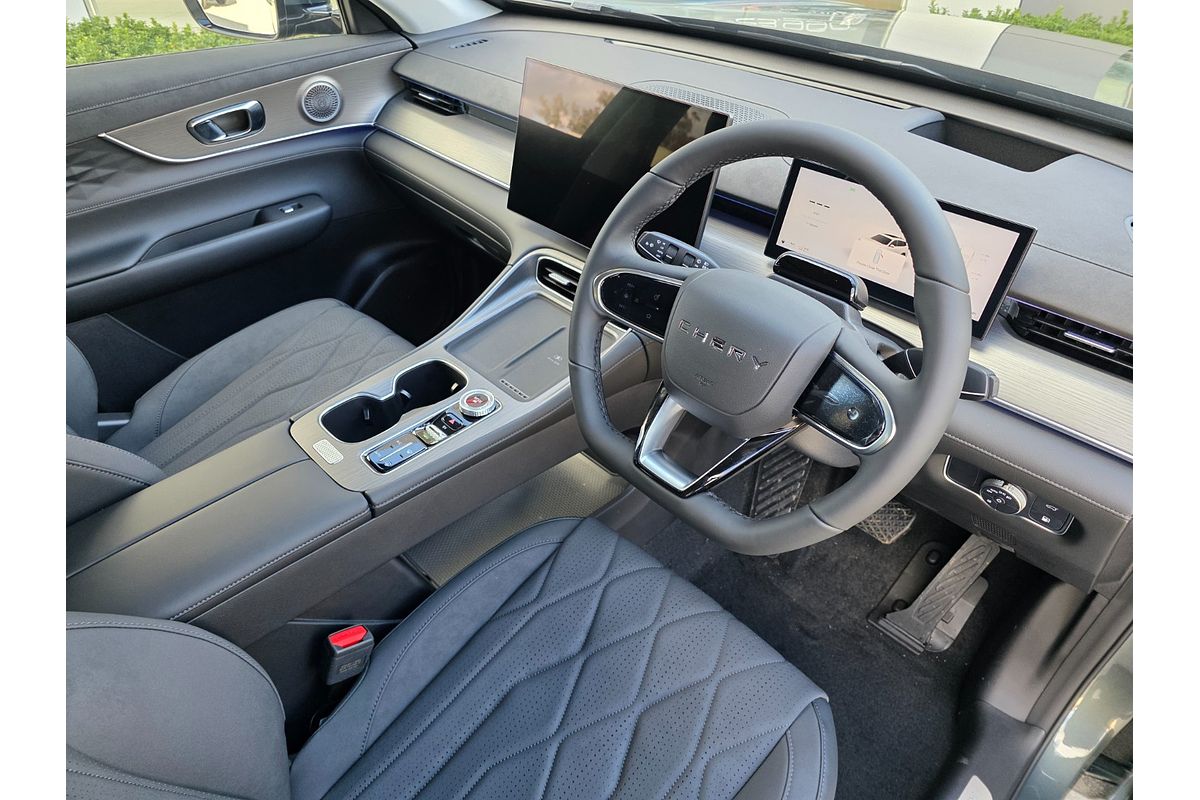 2025 Chery Tiggo 8 Super Hybrid Ultimate T31