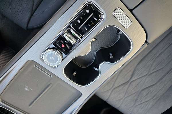 2025 Chery Tiggo 8 Super Hybrid Ultimate T31