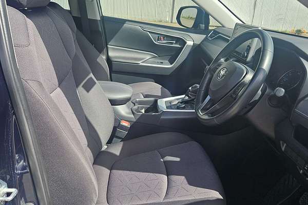 2021 Toyota RAV4 GXL AXAH54R