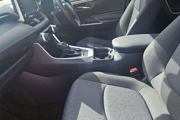 2021 Toyota RAV4 GXL AXAH54R