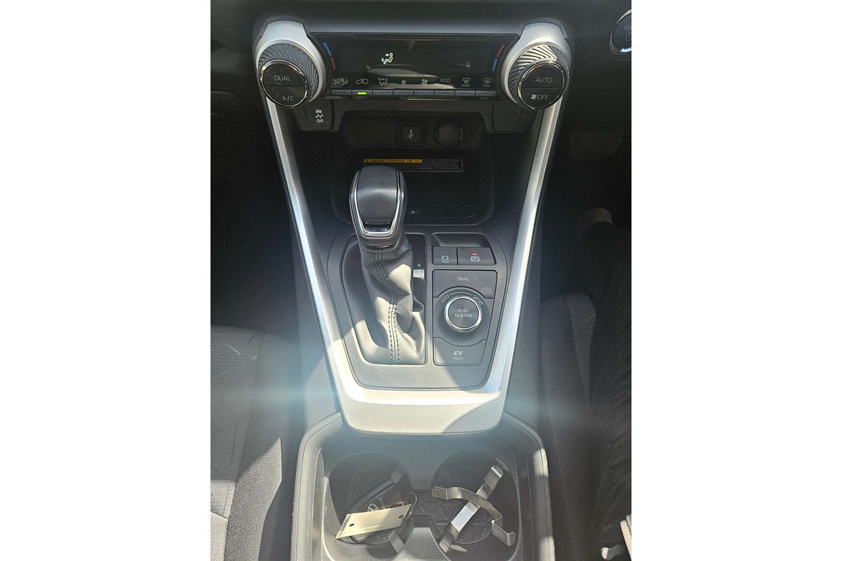 2021 Toyota RAV4 GXL AXAH54R