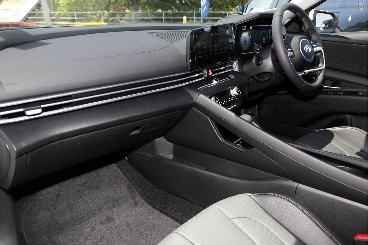 2025 Hyundai i30 Elite CN7.V2