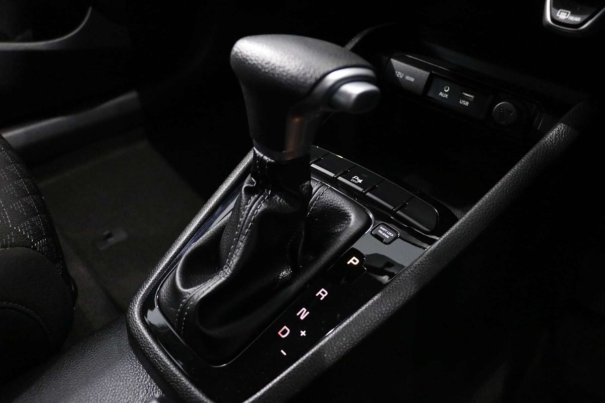 2019 Kia Rio S YB