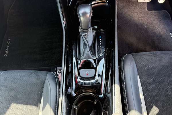 2022 Toyota C-HR GR Sport ZYX10R