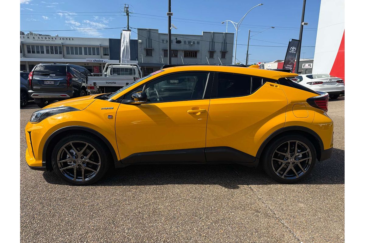 2022 Toyota C-HR GR Sport ZYX10R