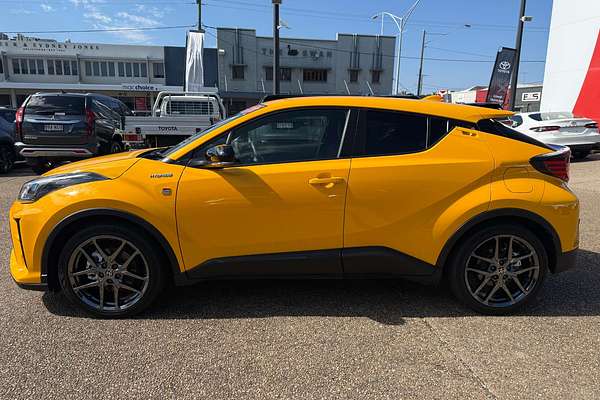 2022 Toyota C-HR GR Sport ZYX10R