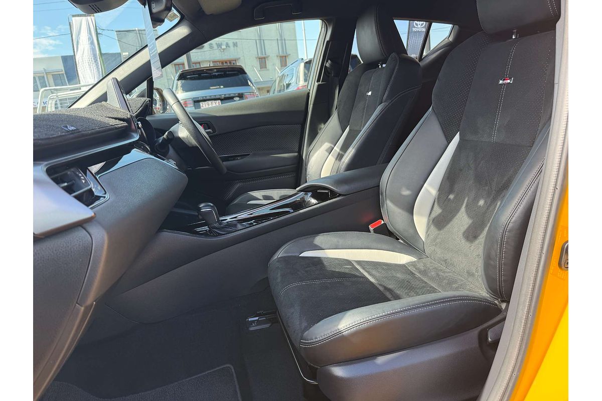 2022 Toyota C-HR GR Sport ZYX10R