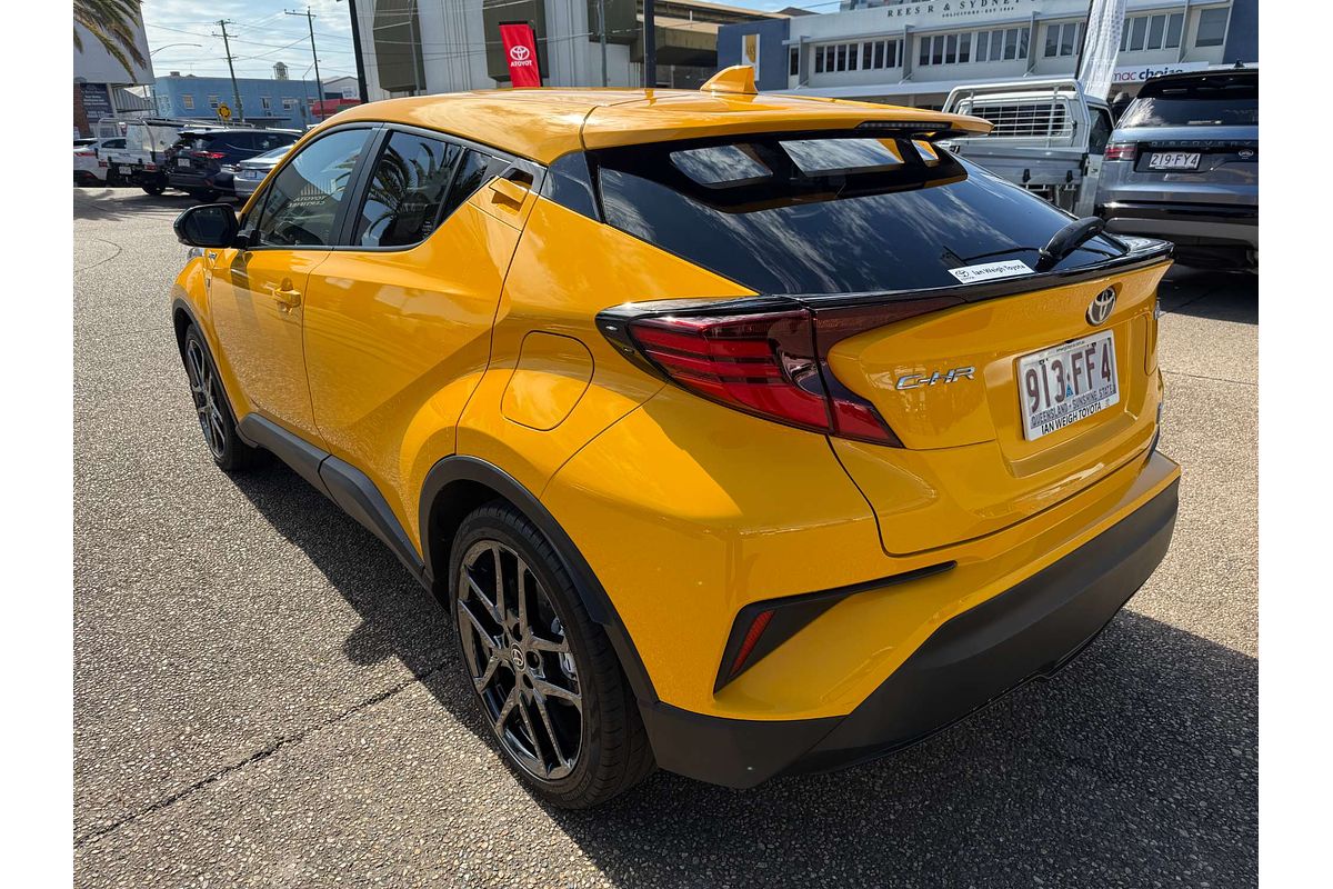 2022 Toyota C-HR GR Sport ZYX10R