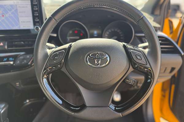2022 Toyota C-HR GR Sport ZYX10R
