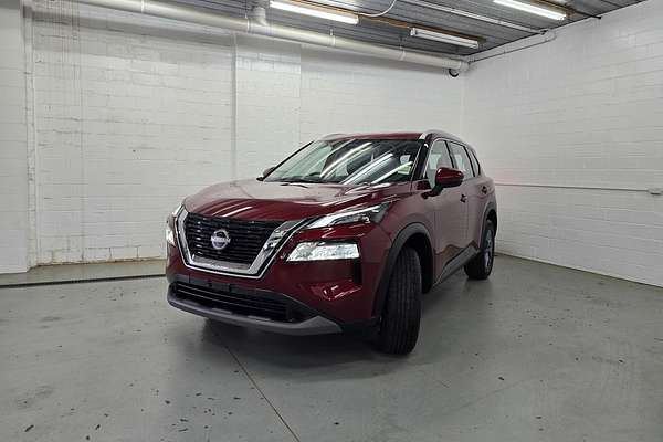 2025 Nissan X-TRAIL ST T33