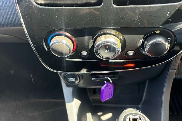 2013 Renault Clio RS X98