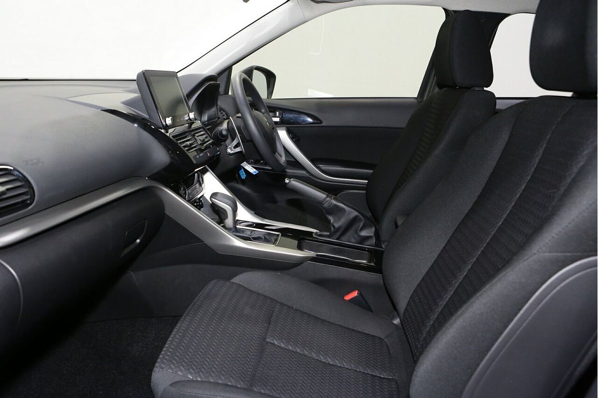 2024 Mitsubishi Eclipse Cross ES YB