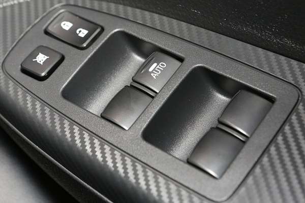 2024 Mitsubishi Eclipse Cross ES YB