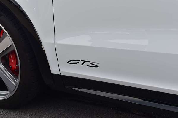 2024 Porsche Cayenne GTS 9YA II
