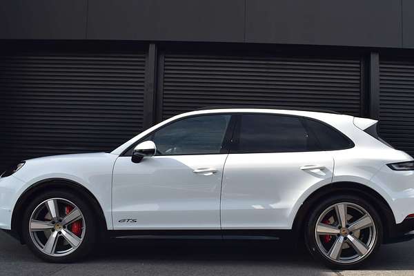 2024 Porsche Cayenne GTS 9YA II