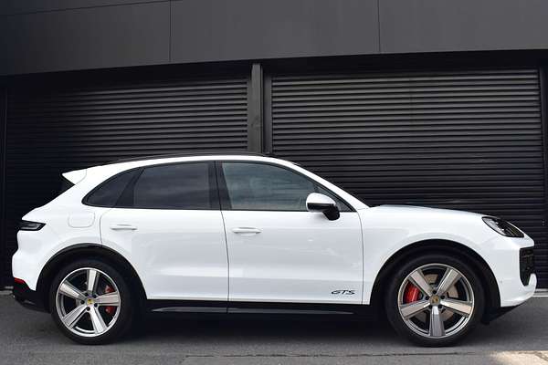 2024 Porsche Cayenne GTS 9YA II