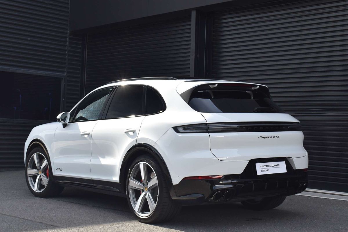 2024 Porsche Cayenne GTS 9YA II