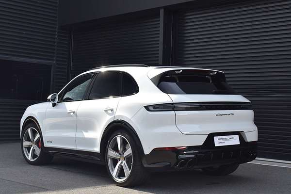 2024 Porsche Cayenne GTS 9YA II