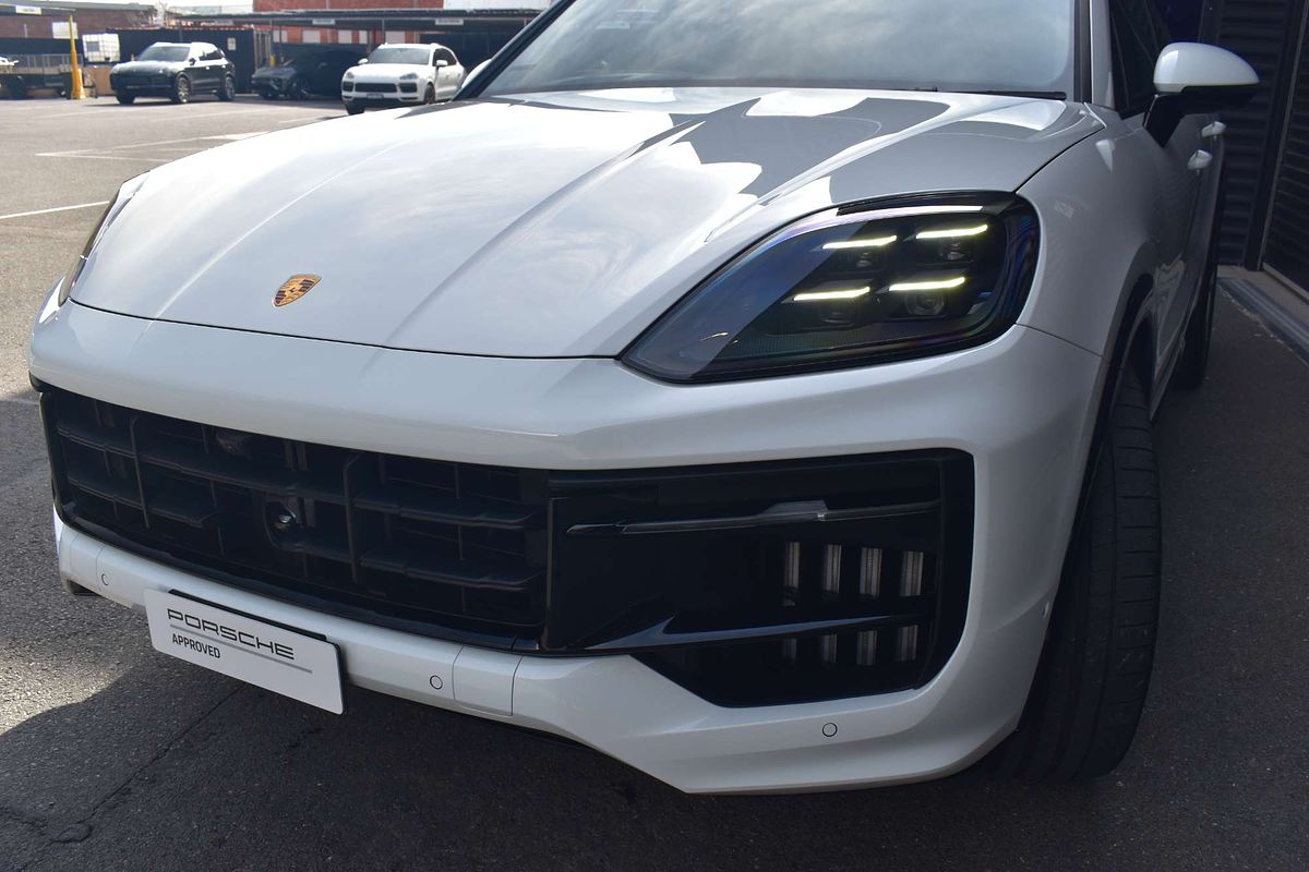 2024 Porsche Cayenne GTS 9YA II