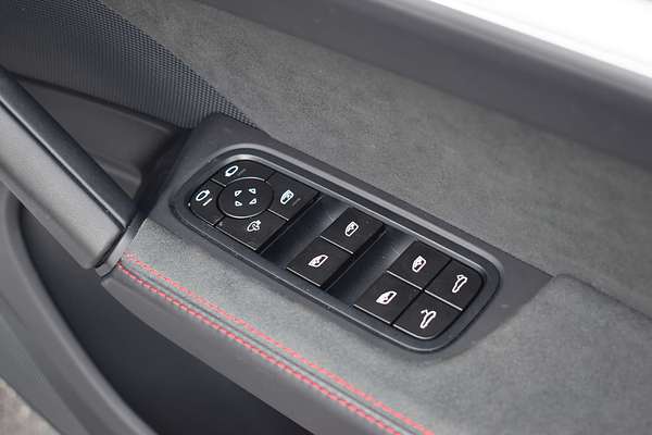 2024 Porsche Cayenne GTS 9YA II
