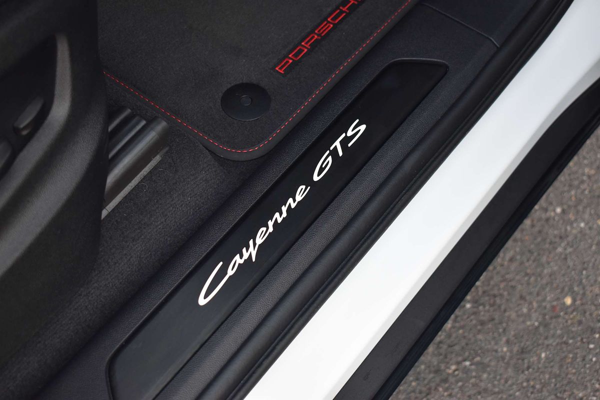 2024 Porsche Cayenne GTS 9YA II