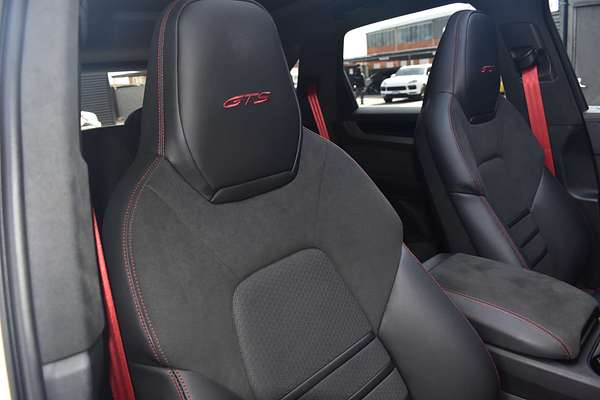 2024 Porsche Cayenne GTS 9YA II