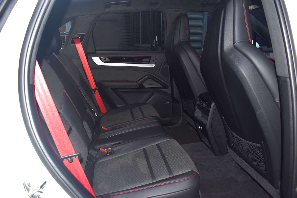 2024 Porsche Cayenne GTS 9YA II