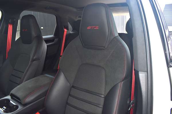 2024 Porsche Cayenne GTS 9YA II