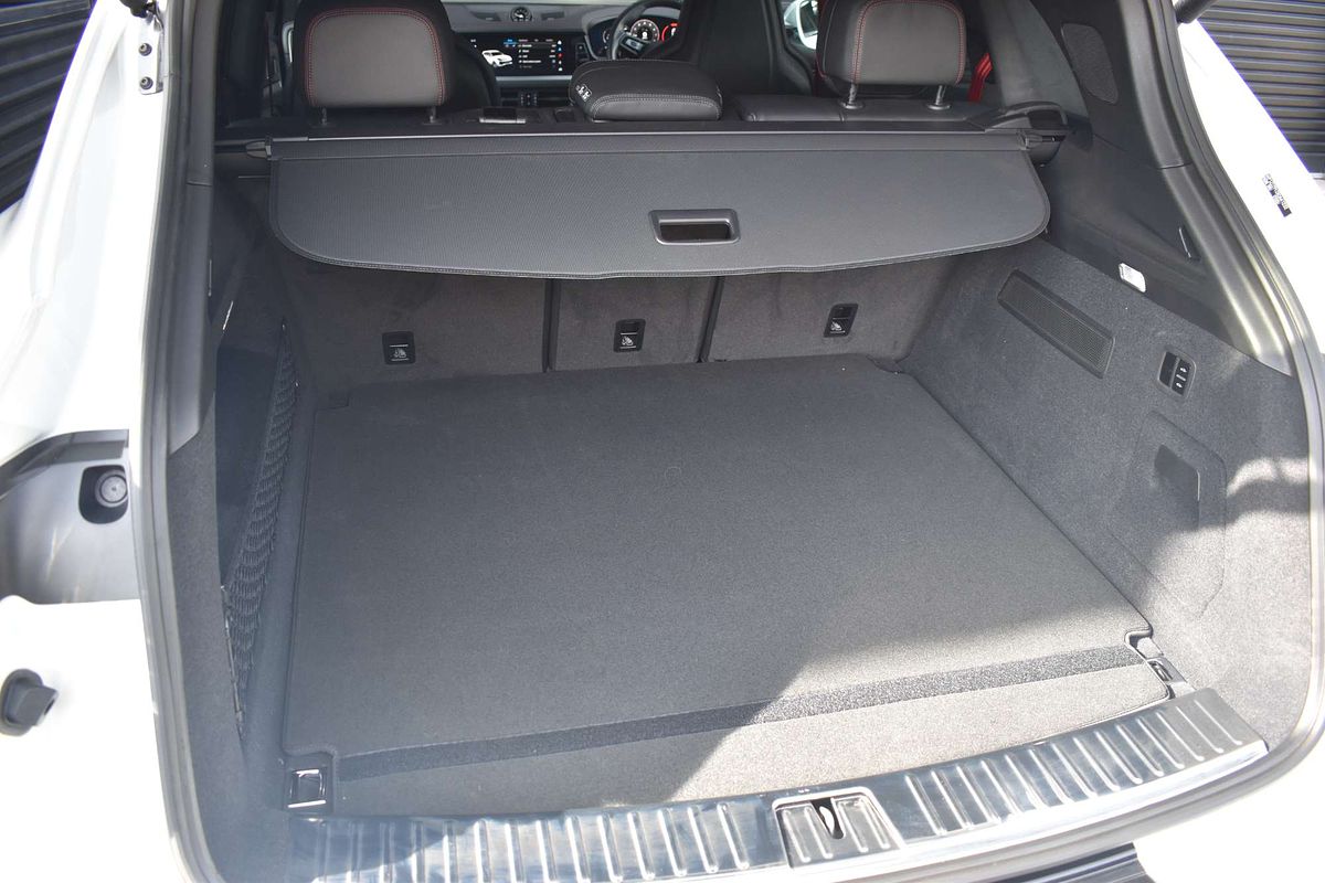 2024 Porsche Cayenne GTS 9YA II