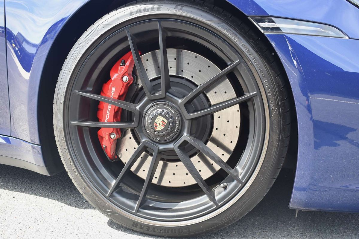 2022 Porsche 911 Carrera GTS 992