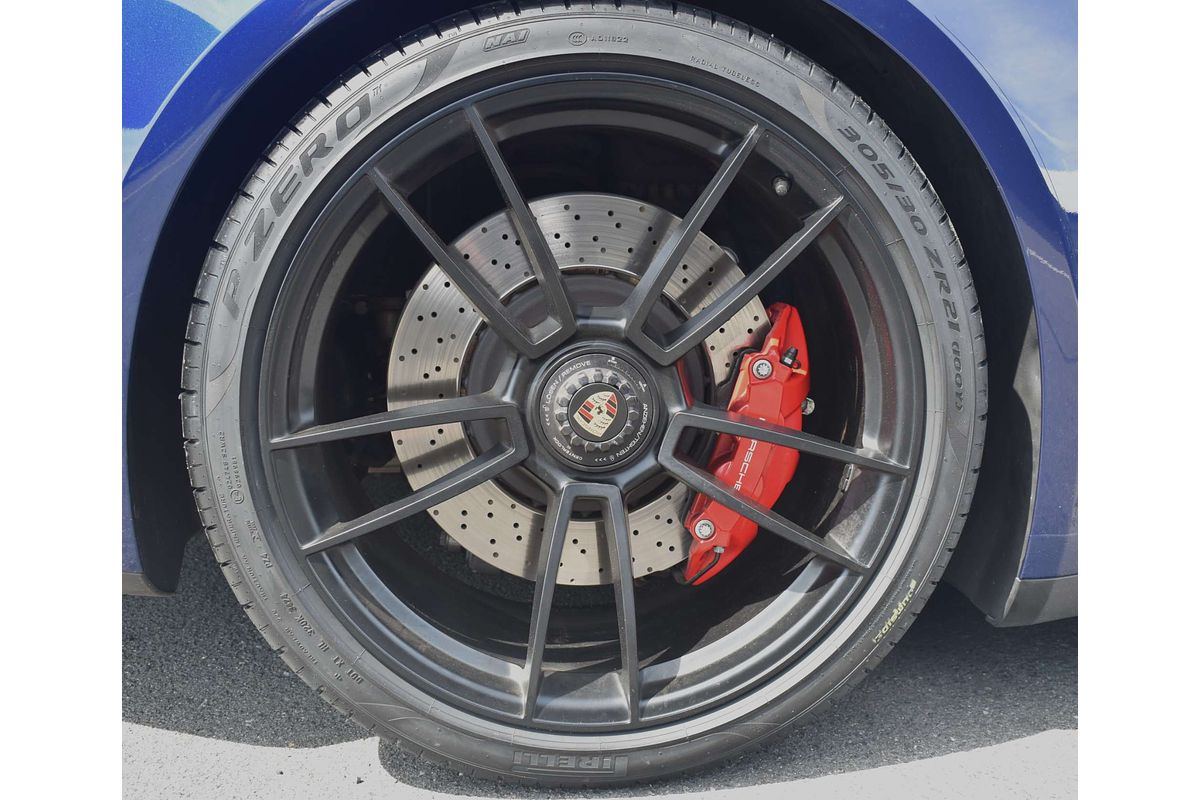 2022 Porsche 911 Carrera GTS 992