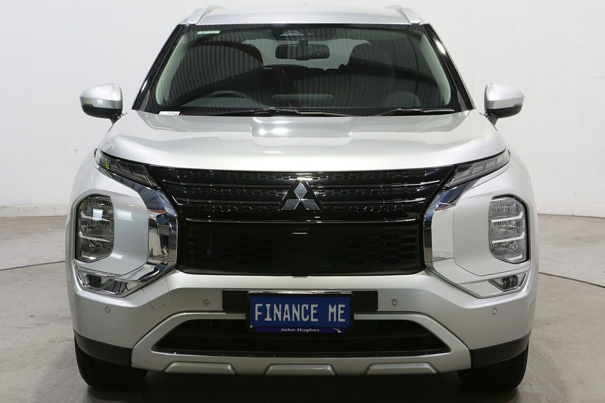 2024 Mitsubishi Outlander LS ZM