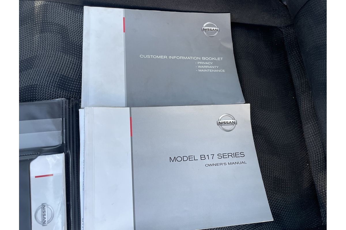 2013 Nissan Pulsar ST B17