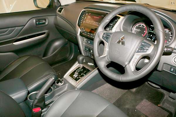 2019 Mitsubishi Triton GLS Premium MR 4X4