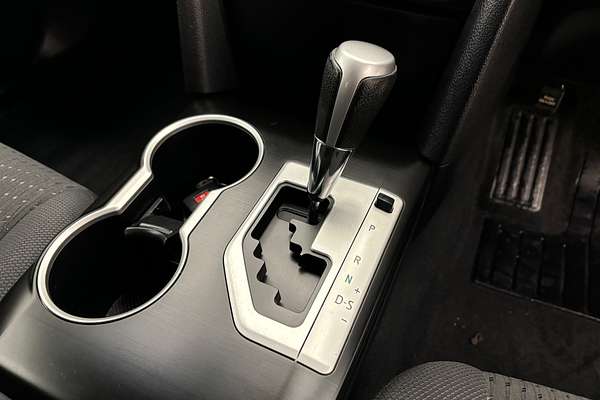 2015 Toyota Camry Atara S ASV50R