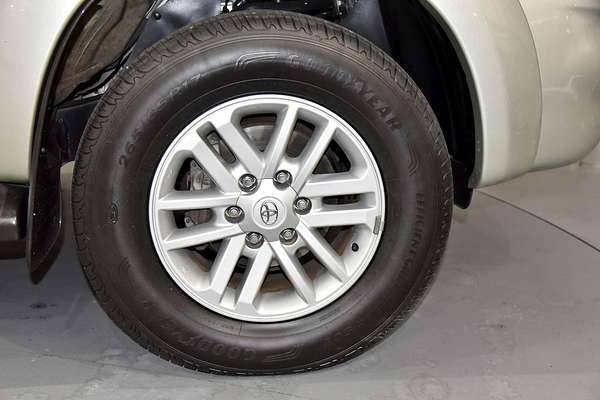 2013 Toyota Hilux SR5 KUN26R 4X4