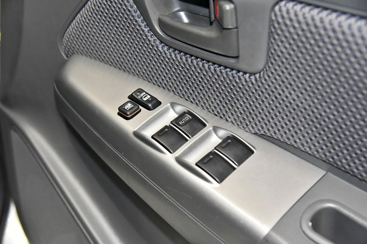 2013 Toyota Hilux SR5 KUN26R 4X4