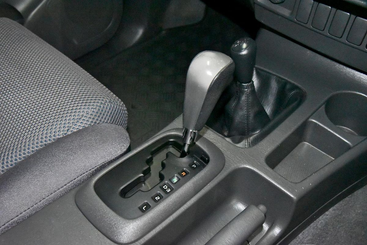 2013 Toyota Hilux SR5 KUN26R 4X4