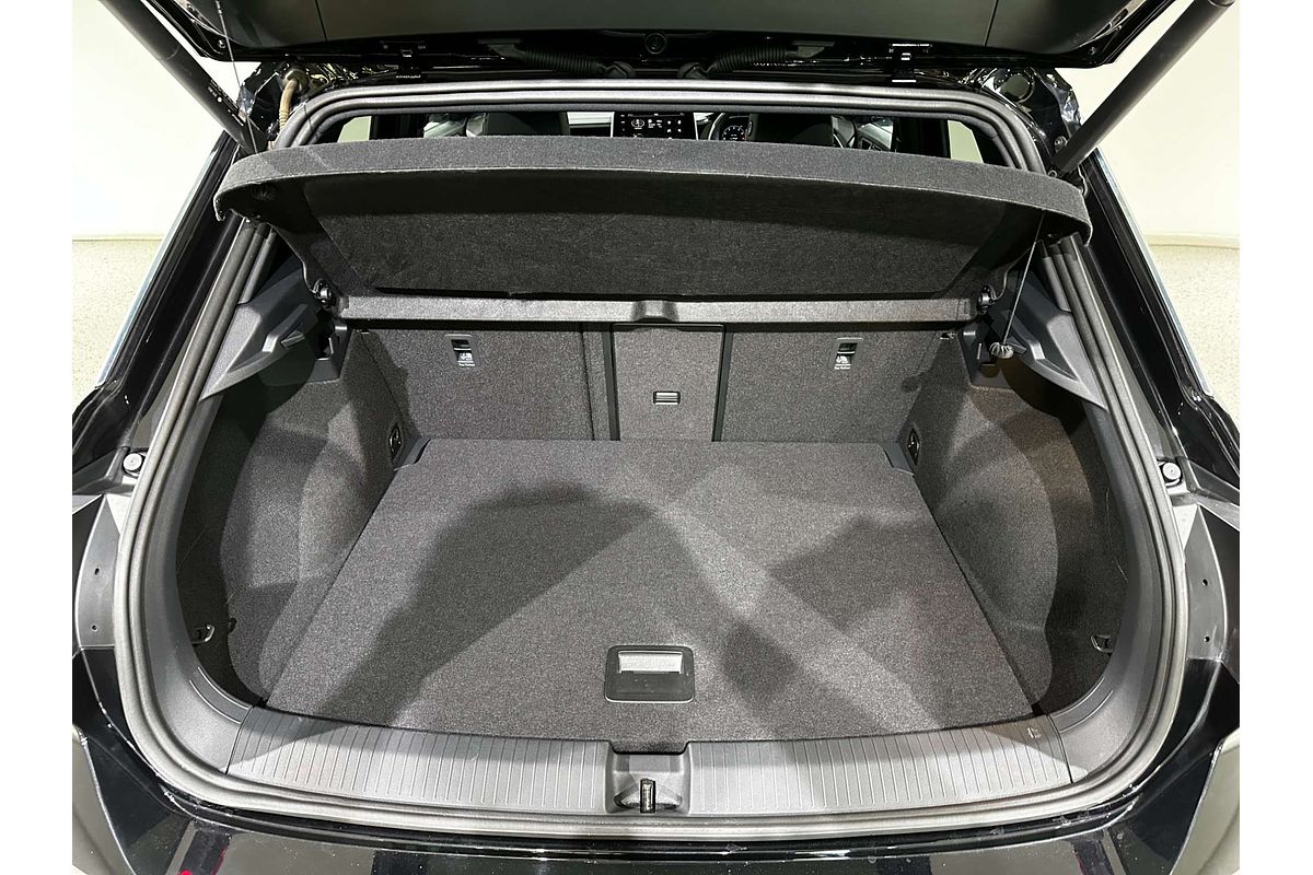 2023 Volkswagen T-Roc R D11