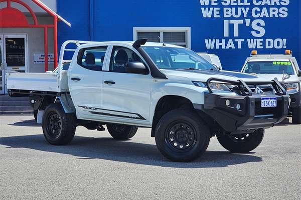 2022 Mitsubishi Triton GLX MR 4X4