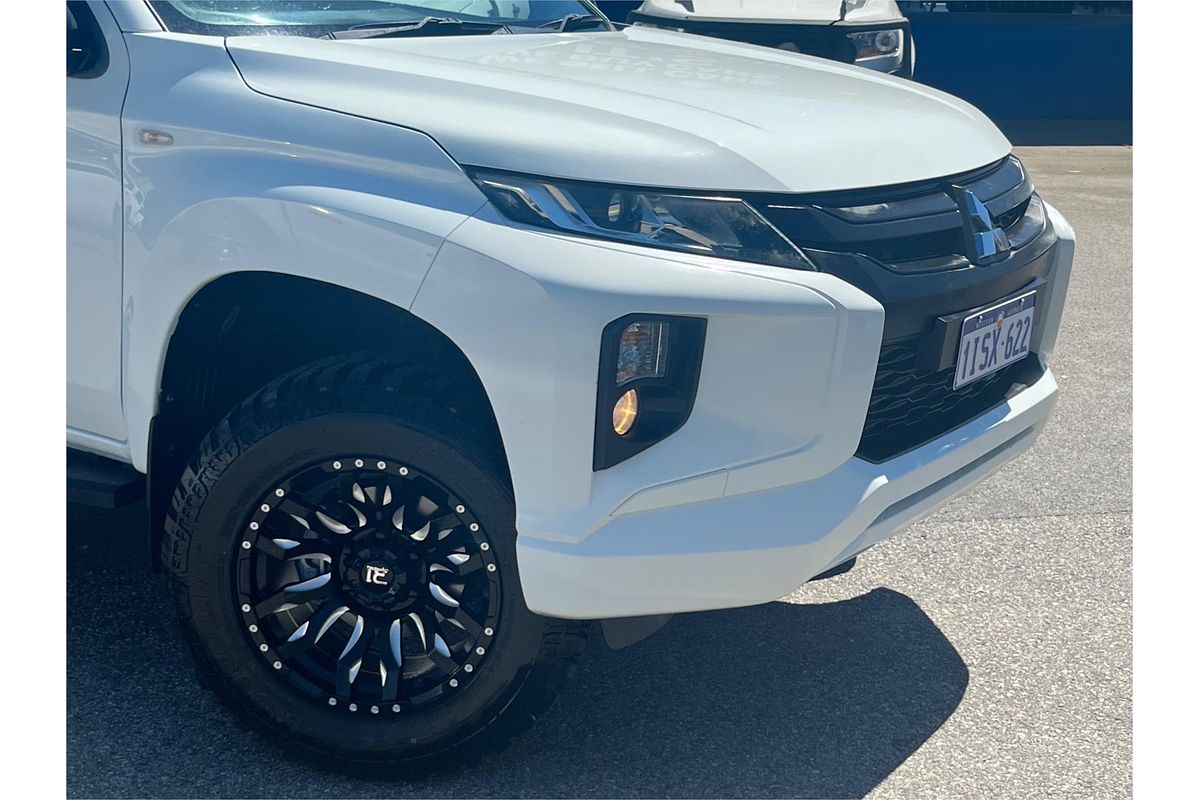 2018 Mitsubishi Triton GLX MR 4X4