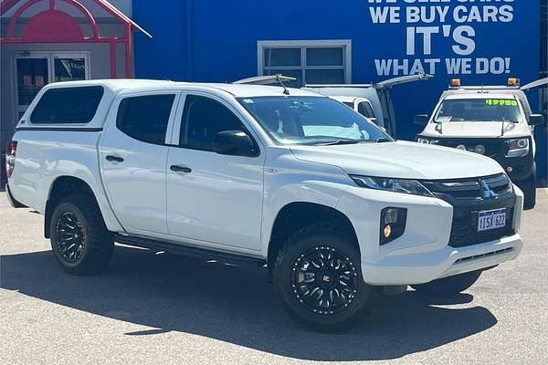 2018 Mitsubishi Triton GLX MR 4X4